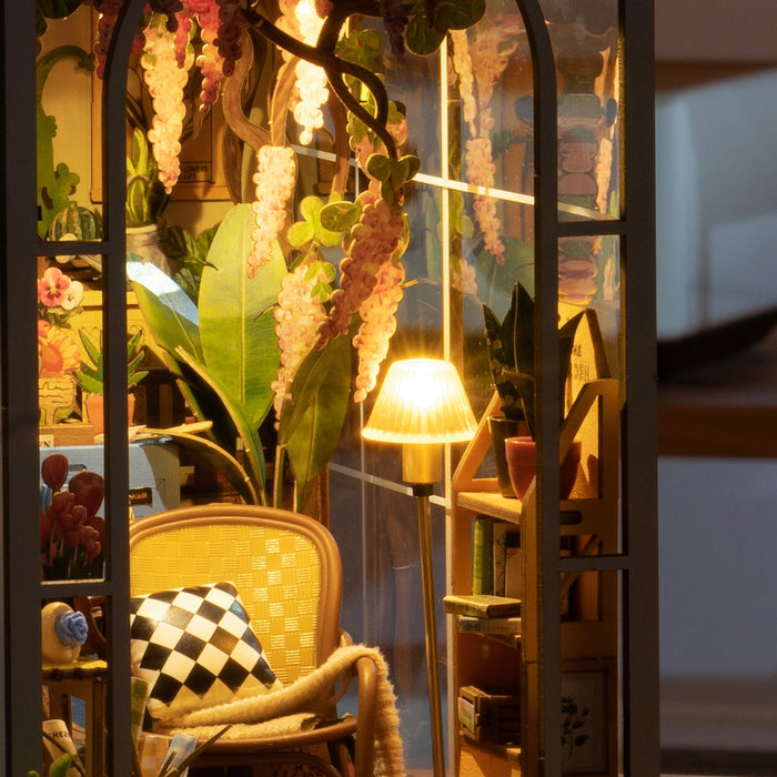 Book Nook Wood Kit – Garden House 