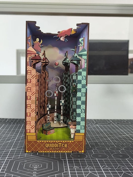 Harry Potter Book Nook Quidditch Pitch