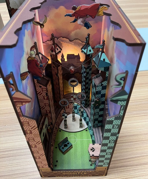 Harry Potter Book Nook Quidditch Pitch