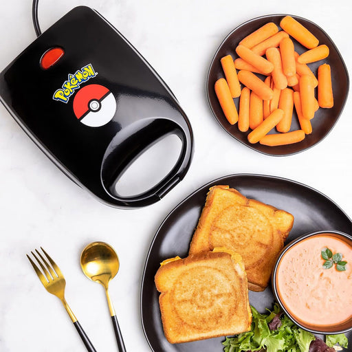 productImage-23178-pokemon-sandwich-maker-pokeball.jpg