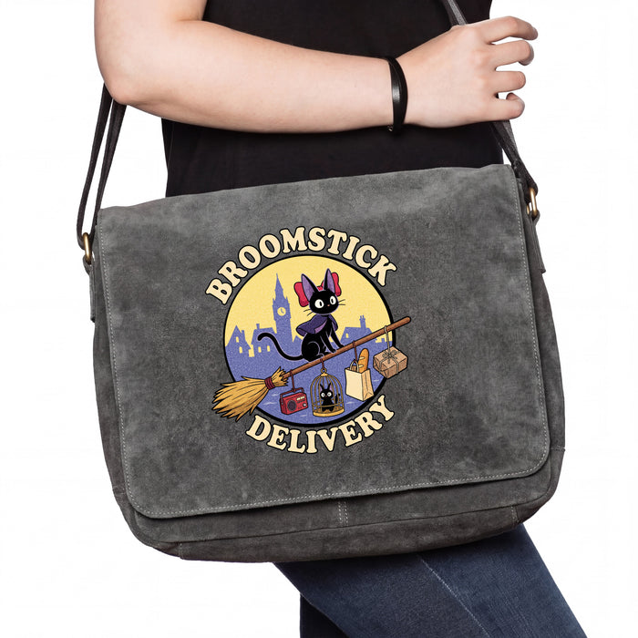 Broomstick Delivery - El Gato se Hace Cargo del Servicio de Entrega - Bolsa