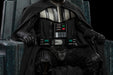 Star Wars estatua de Darth Vader en el trono