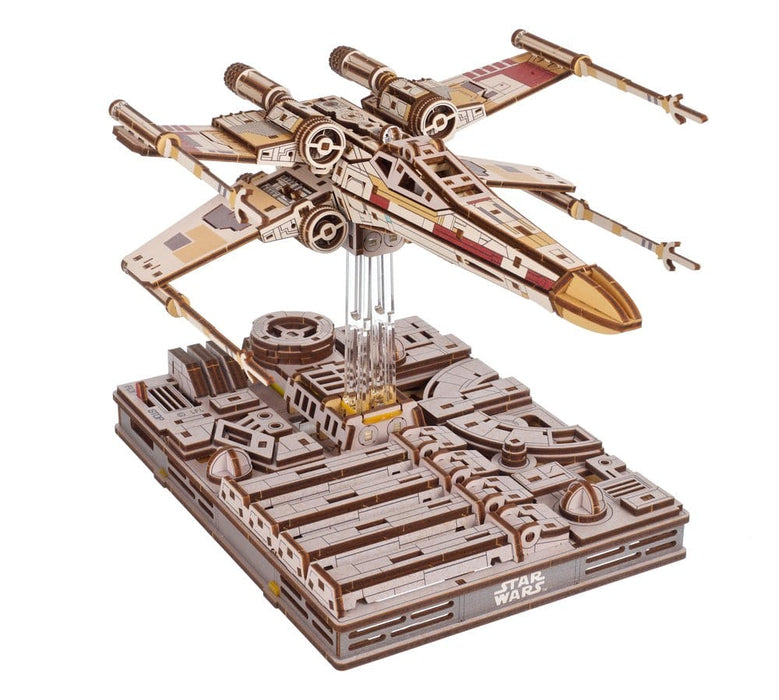 Star Wars Holzbausatz Luke Skywalkers X-Wing Starfighter