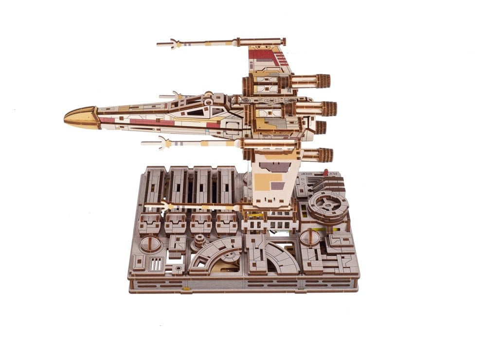 Star Wars Holzbausatz Luke Skywalkers X-Wing Starfighter