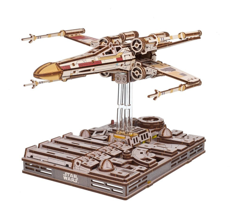 Star Wars Holzbausatz Luke Skywalkers X-Wing Starfighter