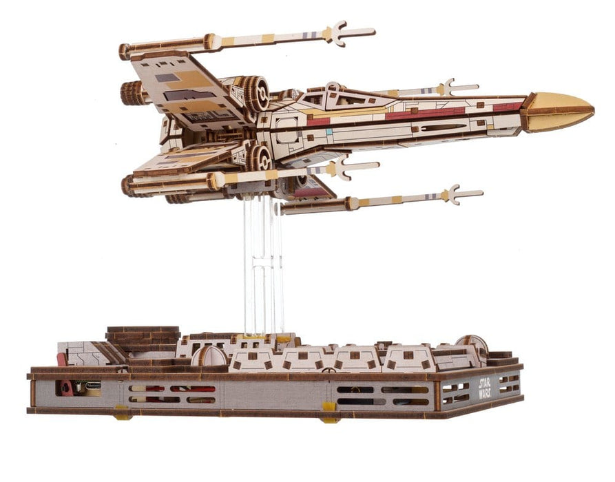 Star Wars Holzbausatz Luke Skywalkers X-Wing Starfighter