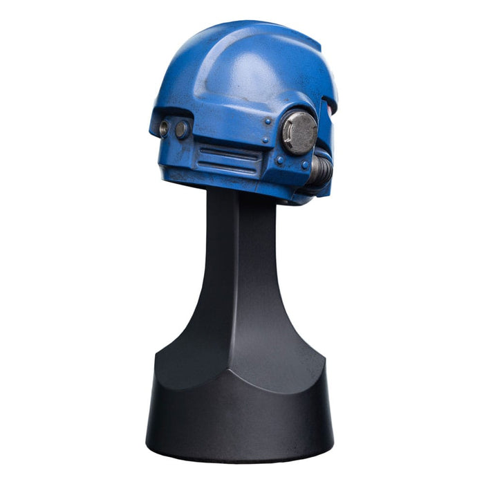 Réplica del casco de los Ultramarines de Warhammer 40,000